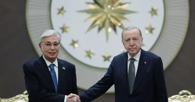 Tokayev Ankaraya GETDİ