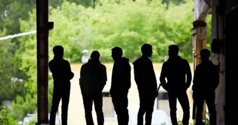 İsveçdə yeniyetmələr arasında kütləvi qətl törədənlərə pərəstişin yayılması həyəcan doğurur