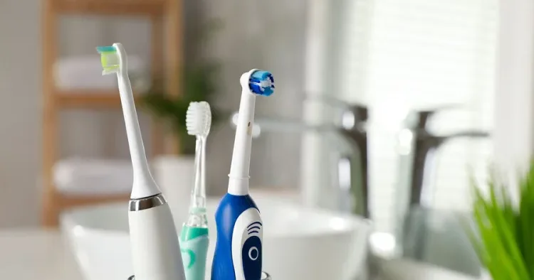 Stomatoloq diş fırçasının saxlanılması ilə bağlı vacib xəbərdarlıq ETDİ