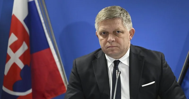 Slovakiyanın baş naziri Praqada şok protestlə üzləşdi: Ona “Rusiyaya rədd ol!” qışqırdılar KONKRET