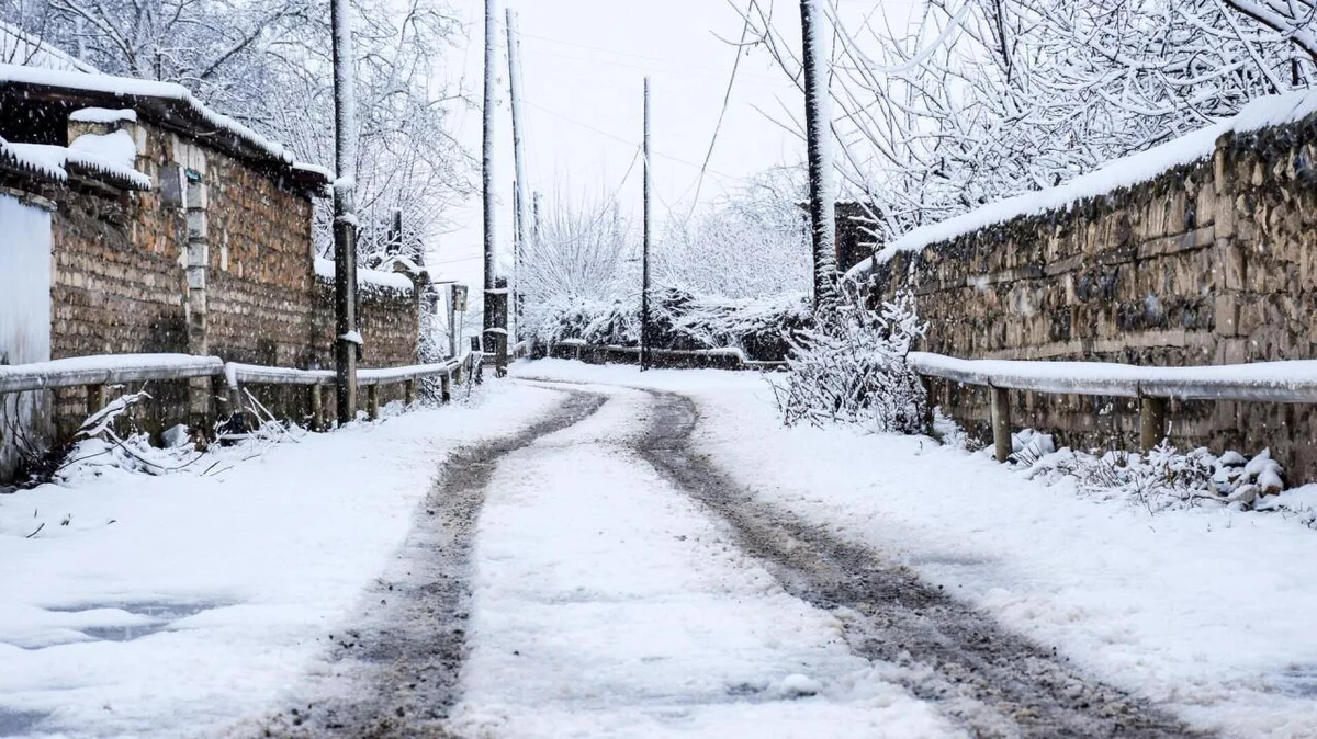 Bu ərazimizə 18 sm qar yağdı KONKRET