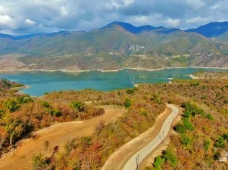 SuqovuşanSərsəng su anbarıQozlukörpüKəlbəcər avtomobil yolunun inşası davam edir