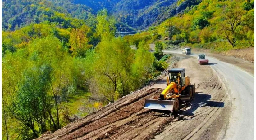 SuqovuşanSərsəng su anbarıQozlukörpüKəlbəcər avtomobil yolunun inşası davam edir