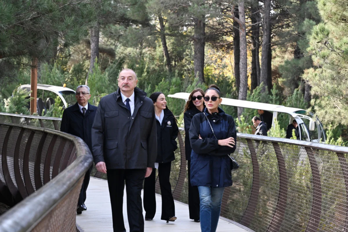 Prezident və ailəsi Mərkəzi Nəbatat Bağının açılışında iştirak edib FOTO