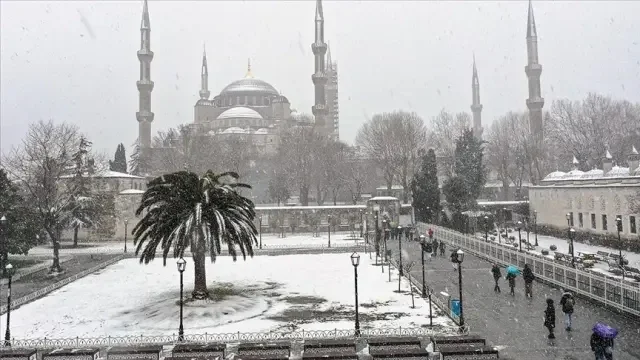 Bu ərəfədə İstanbula qar yağacaq Xəbər saytı Son xəbərlər və Hadisələr