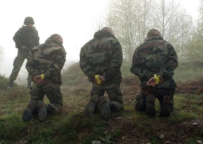 Ukrayna ordusunda kütləvi təslim Daha bir qrup...