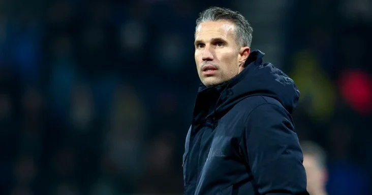 Robin van Persinin oğlu Feyenoord da debüt etdi