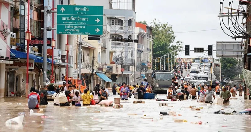 Сильные наводнения в Таиланде: число погибших растет ВИДЕО