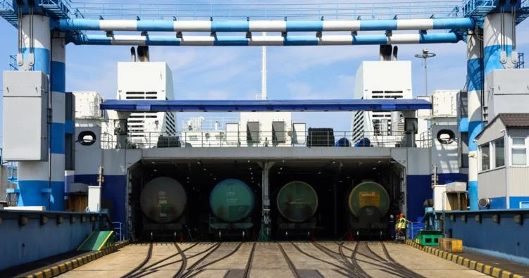 Xəzər dənizinin dəmir yolu bərələri ixrac imkanlarını genişləndirəcək