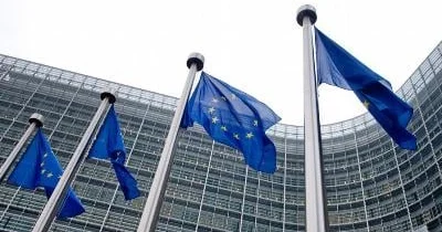 “Politico”: Bakı və İrəvan Aİ ilə daha sıx əlaqələri nəzərdən keçirir