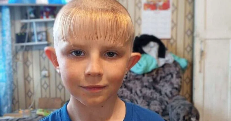 Rusiyada 2 gün axtarılan uşaq evdə divanın altında tapıldı