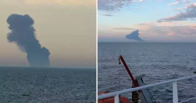 Novorossiyskə gedən tanker Bosfor boğazında yanıb