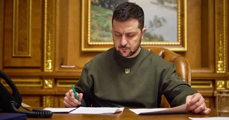 Xalqın Xidmətçisi partiyası Yermakın istefasını dəstəkləyib