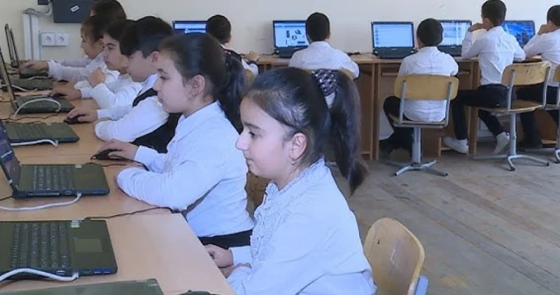 “Rəqəmsal məktəb” platformasına qoşulmaq məcburidir?