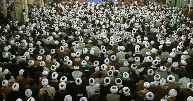 Dini ideoloji təfəkkürlə idarə edilən İran İslam Respublikasını Sovet İttifaqı ilə müqayisə etmək olmaz Video