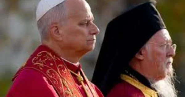 1700 il sonra tarixdə bir ilk Papa və Patriarx Türkiyədə birgə dua etdi + FOTO