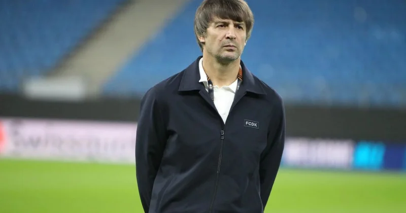 Kiyev Dinamo su baş məşqçi ilə yolları ayırdı