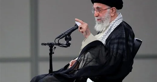 “Çörəyə, suya qənaət edin” Ayətullah Xamnəidən iranlılara tövsiyə