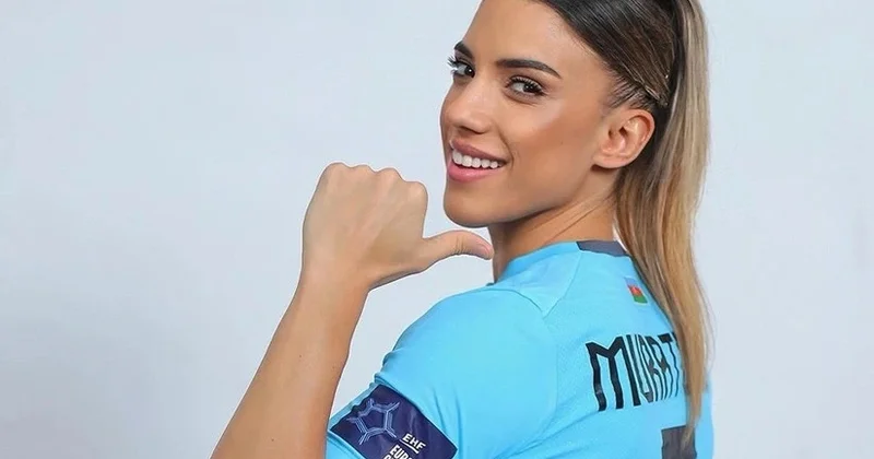 Kür heyətini yeni oyunçu ilə gücləndirib