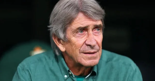 Betis Pelleqrini ilə müqaviləni uzatdı