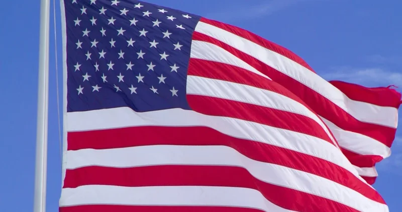 ABŞ 20 ölkədən gələn xarici vətəndaşların yaşıl kartlarını təftiş edəcək