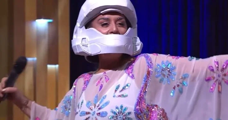 Verilişə kaska ilə çıxdı Video