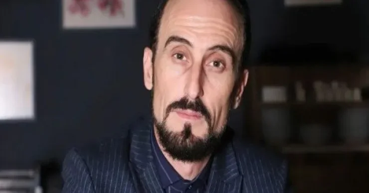 Hansısa “üzdəniraq” çıxıb qarnını göstərir biz də gülürük Elçin Lənbəranski