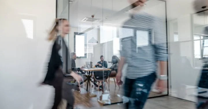 Bank sektorunda çalışanların sayı artmaqda davam edir 27 MİN NƏFƏRƏ YAXINLAŞIB