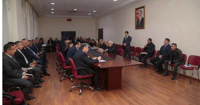 Rüstəm Xəlilov fərdi qəbulda vətəndaşların müraciətlərini dinlədi FOTOLAR