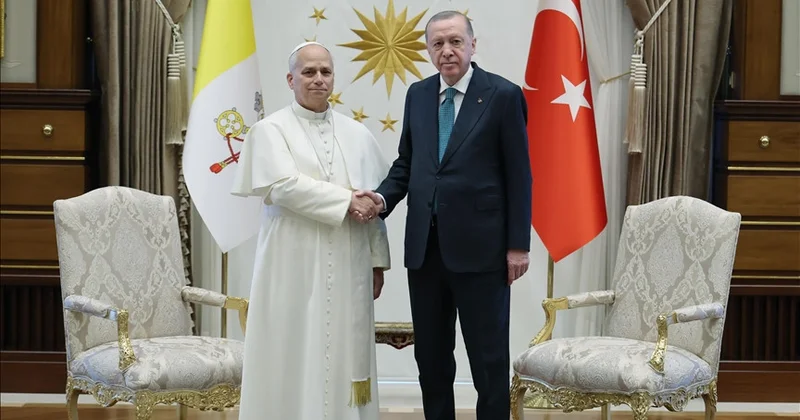 Визит Папы Льва XIV в Турцию ознаменовался предупреждением о риске мировой войны