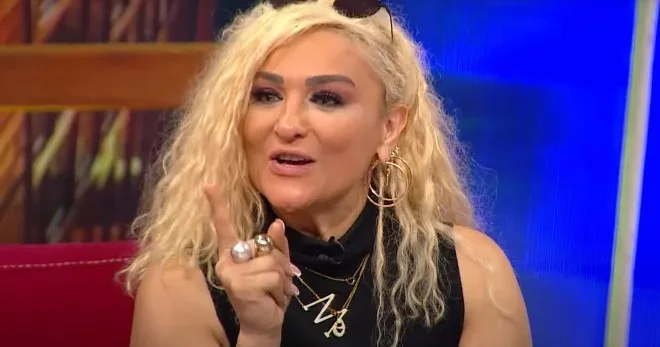 Gənc ifaçılarımız, sizi çox sevirik, amma qollarınız qarpızlanmasın