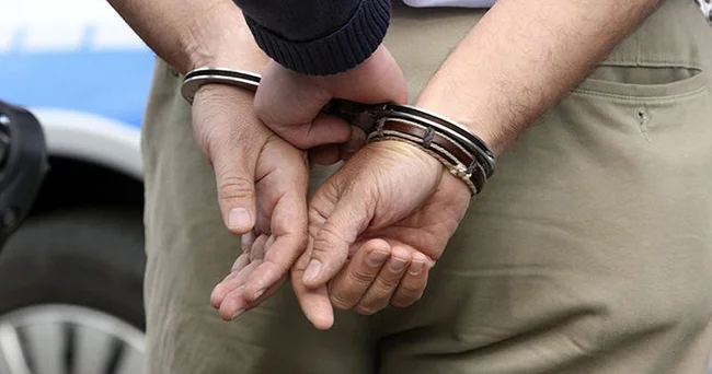 Xankəndidə terror törətməkdə və polisləri güllələməkdə ittiham olunan Avanesyan məhkəmə qarşısına çıxarılır