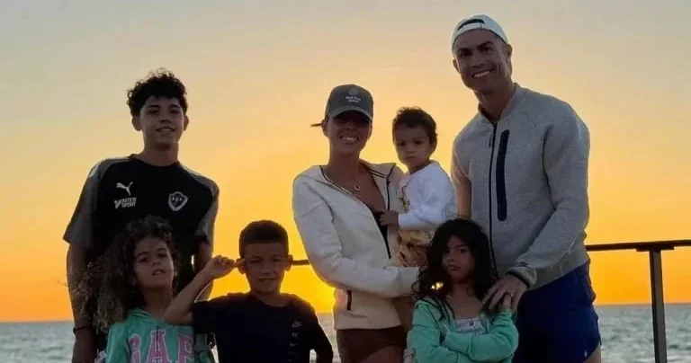 Ronaldonun ailəsində yeni üzv: Hər kəs ondan danışır FOTOLAR