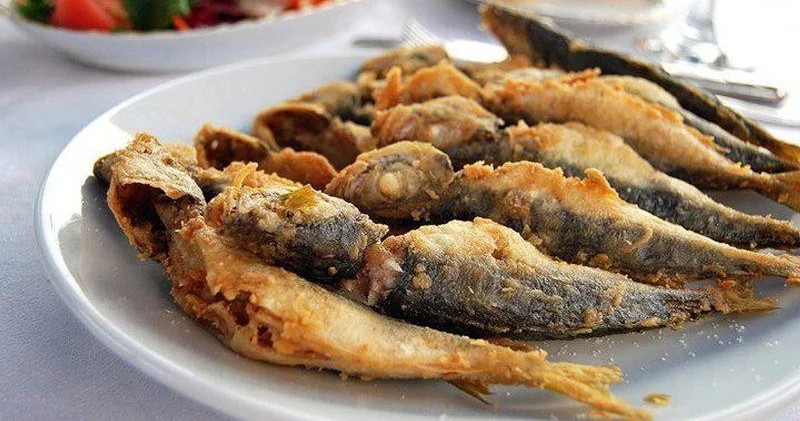 Bişmiş balıq ertəsi gün yeyilə bilərmi? Təkrar qızdırmaq olarmı?