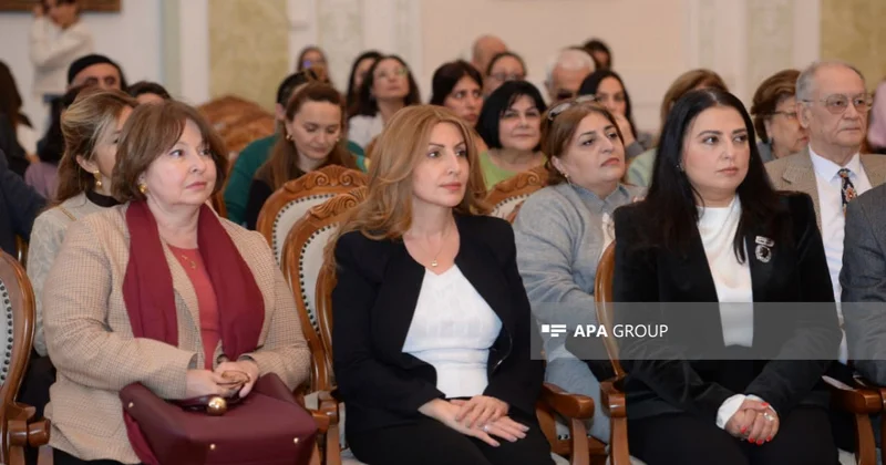 “Azərbaycan musiqi alətlərinin tacı tar” kitabı təqdim edilib FOTO