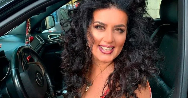 Elza yenə də fərqliliyi ilə seçildi