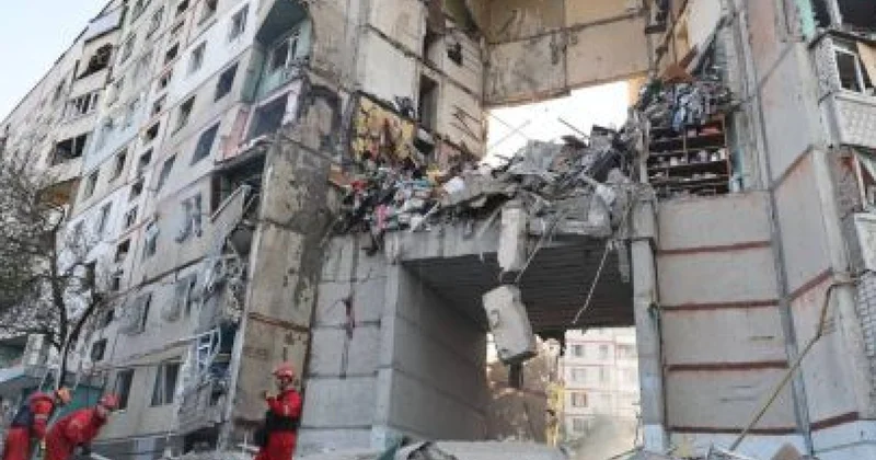 Харьков атакован авиабомбами: в городе наблюдаются перепады электричества видео