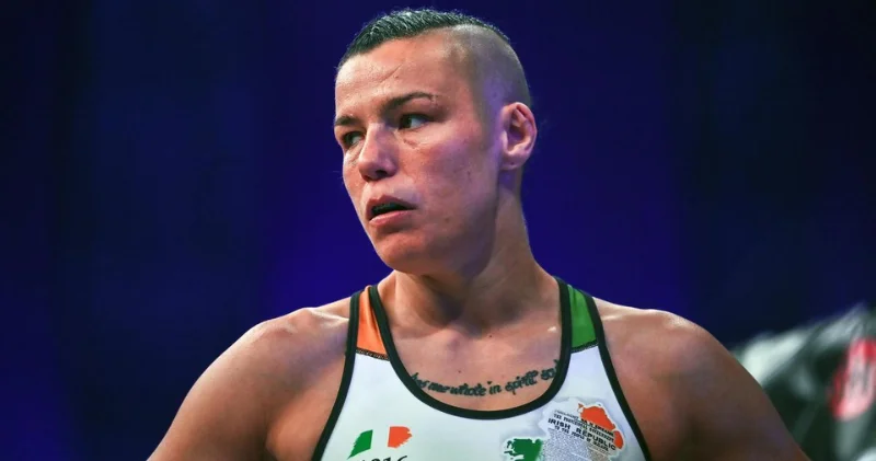 Звезда ММА арестована после инцидента на борту самолета