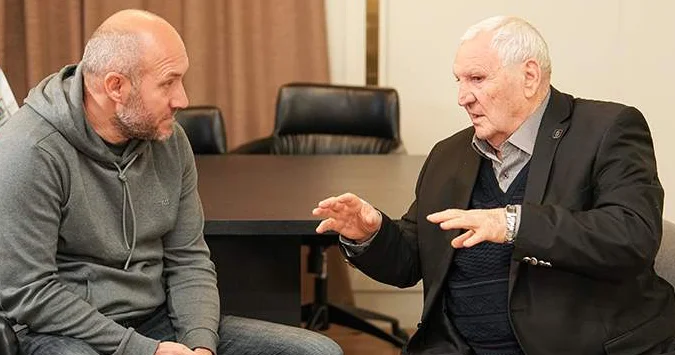 “Neftçi”nin əfsanəvi futbolçusu: “Necə olur ki, əcnəbiyə bütün məbləğ ödənilir, bizimkinə çatanda yox?” MÜSAHİBƏ