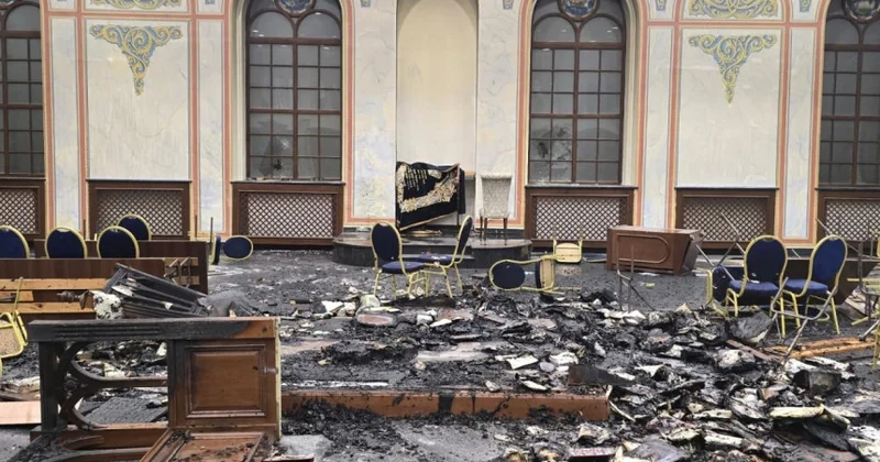 В Черновцах подожгли одну из ключевых хасидских синагог