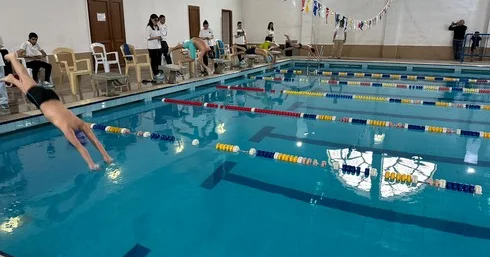 Niyə uşaqları üzməyə həvəsləndirmək lazımdır?