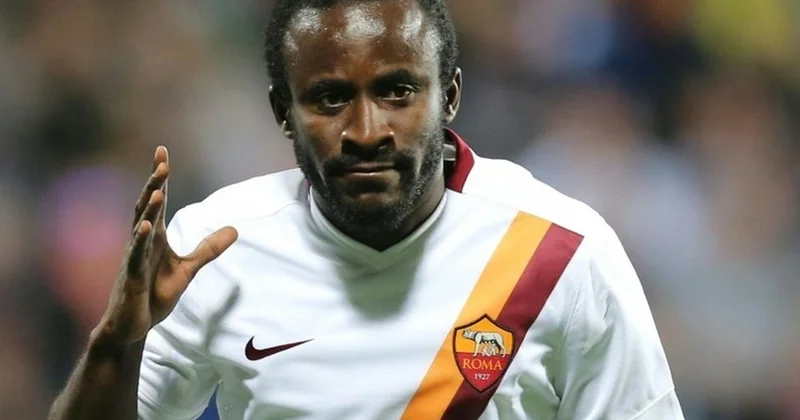 Roma nın sabiq futbolçusu karyerasını bitirib