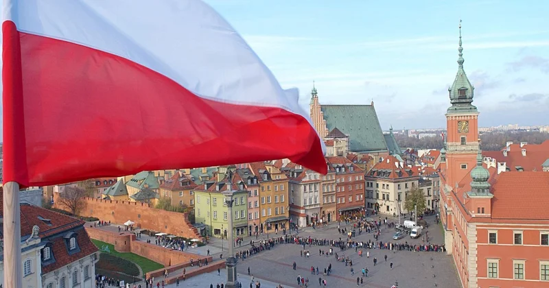Polşa hava məkanına qoyulan məhdudiyyətlərin tarixi uzadılıb