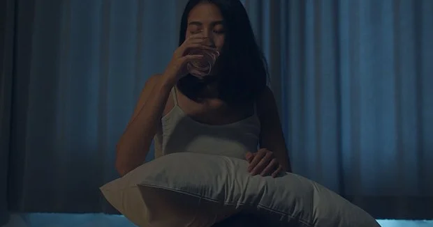 Gecə saatlarında oyananda necə yenidən yuxuya getmək olar?