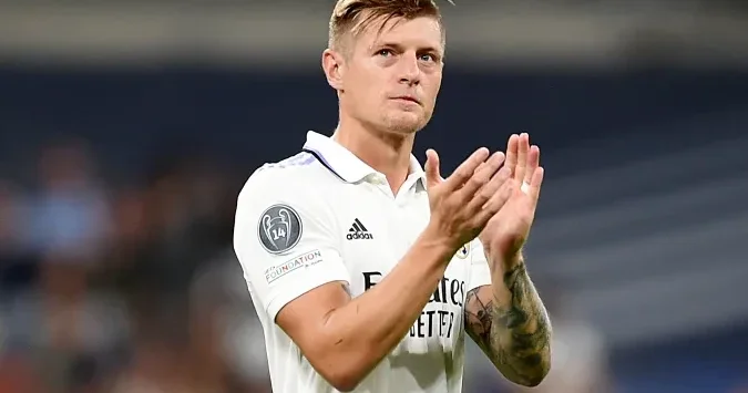 Toni Kroos Cəngavər Xaçı ilə təltif olundu