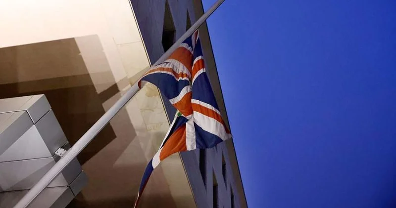 Politico: London diplomatik əmlaklarını sata bilər