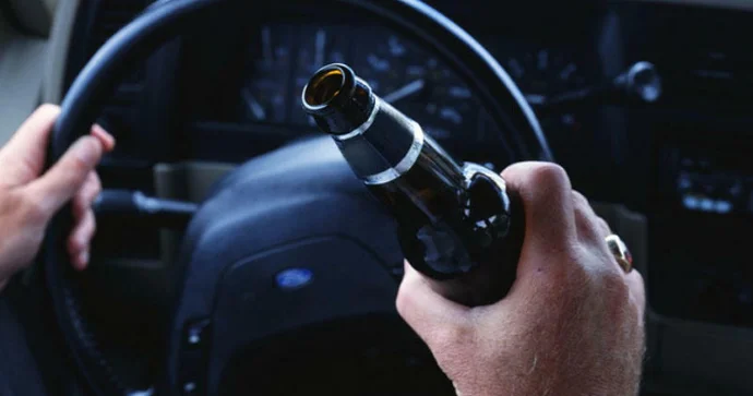 Bakıda sərxoş sürücü “şəhid ailəsiyəm” deyib özünə xəsarət yetirdi