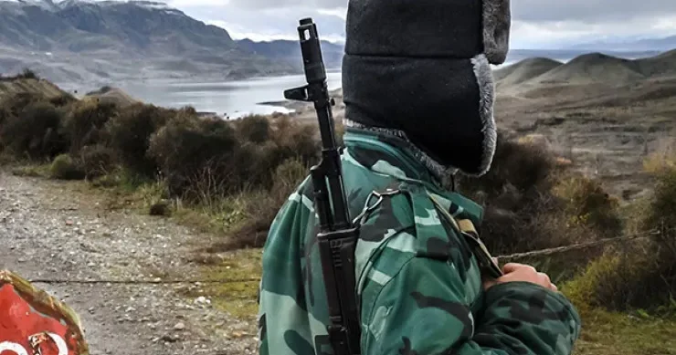 DSX əsgəri komandirə görə ÖZÜNÜ GÜLLƏLƏDİ