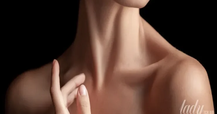 Boynunuza diqqətlə baxın: Qocalmanın ilk əlamətini görə bilərsiniz