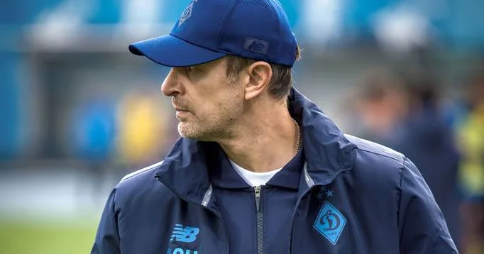 Çempion olan məşqçiyə qapını göstərdilər